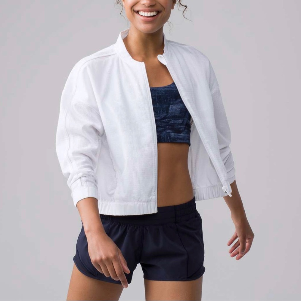 Lululemon Pack Light Bomber